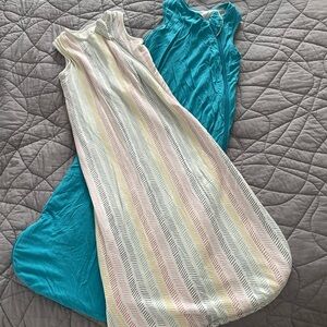 Bundle of 2 Kyte Baby Sleep bags, in great condition. Gender-neutral colors